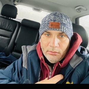 Meet your Posher, Posh